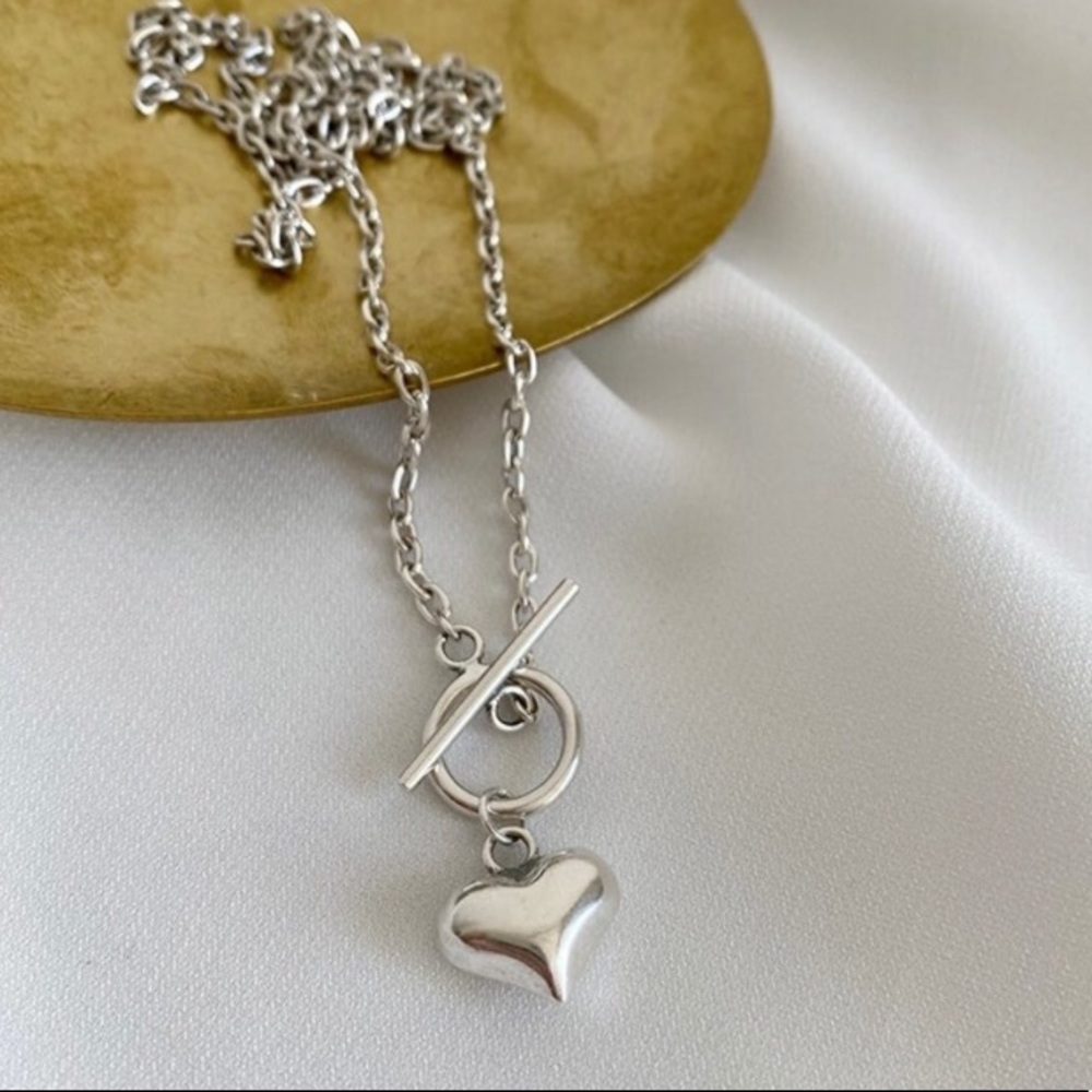 Love heart sterling silver pendant necklace - Picture 2 of 4
